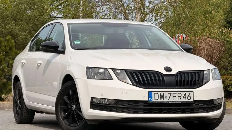 SKODA Octavia -