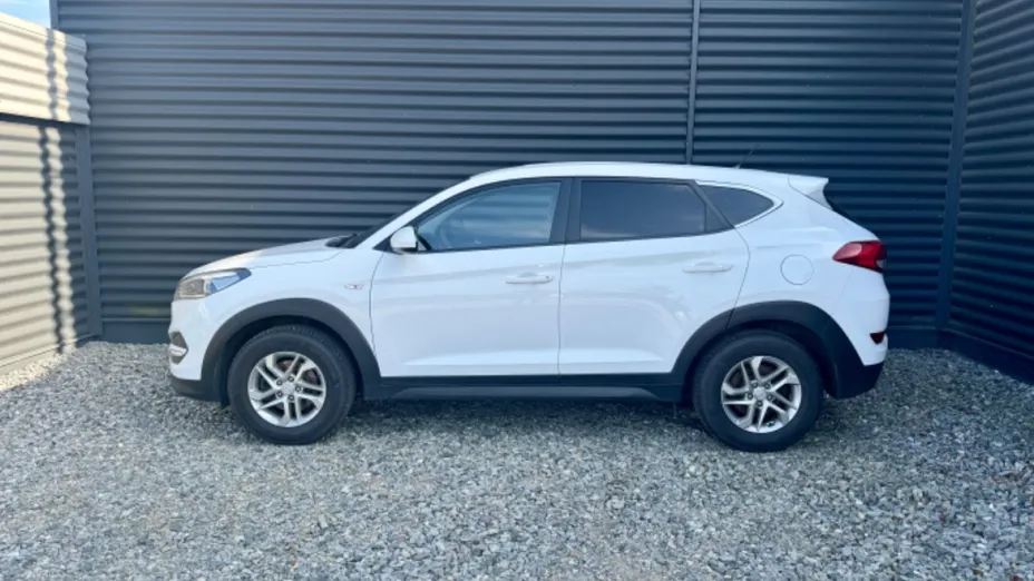 HYUNDAI Tucson -