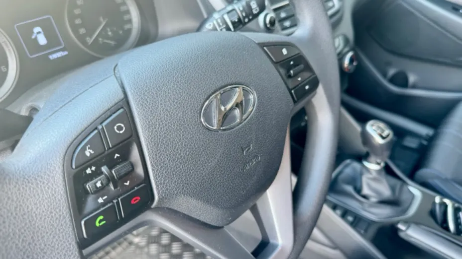 HYUNDAI Tucson -