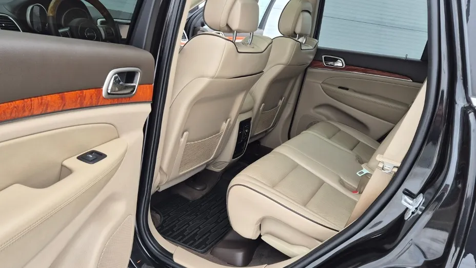 JEEP Grand Cherokee -
