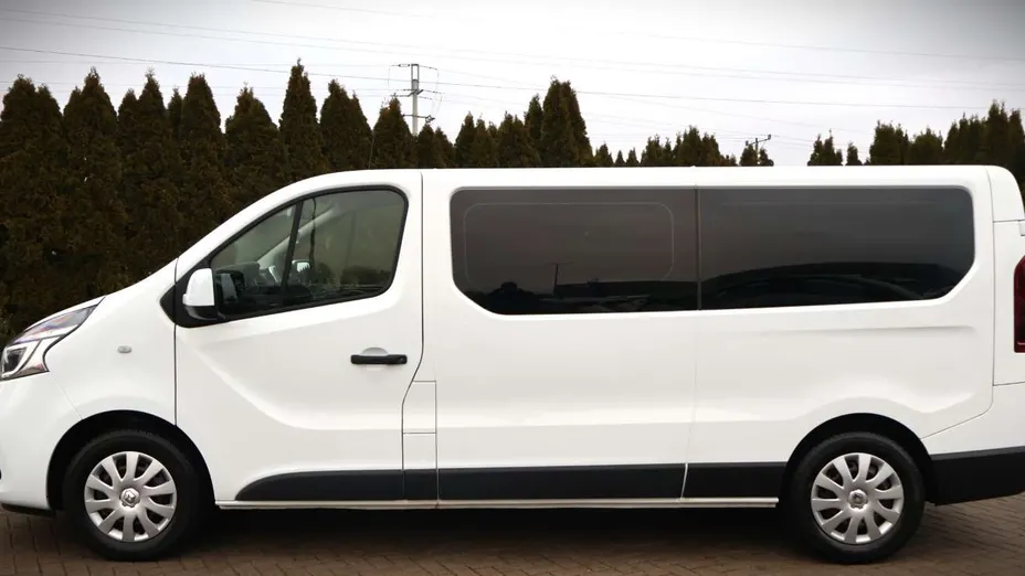 RENAULT Trafic -
