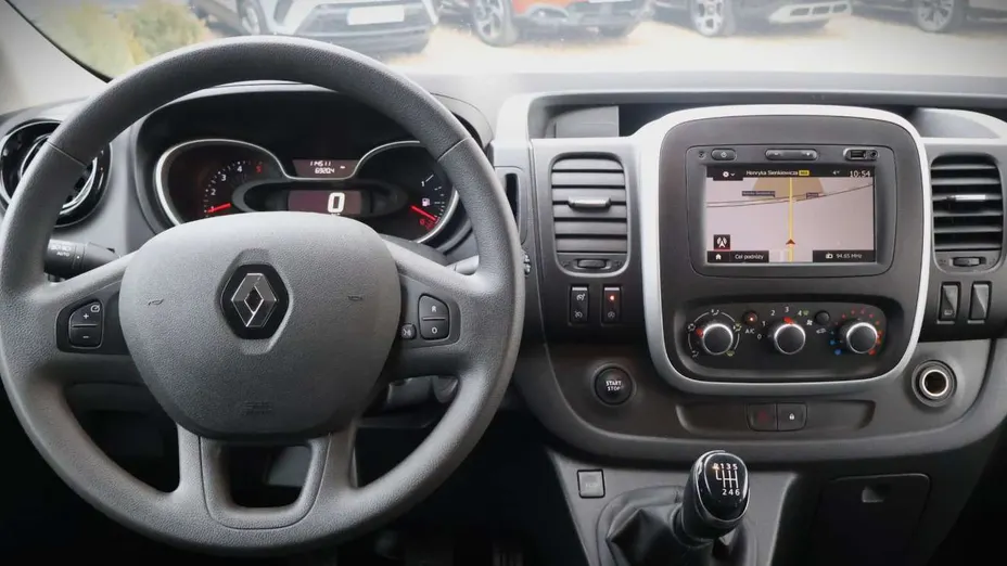 RENAULT Trafic -