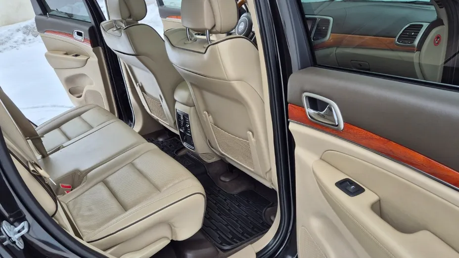 JEEP Grand Cherokee -