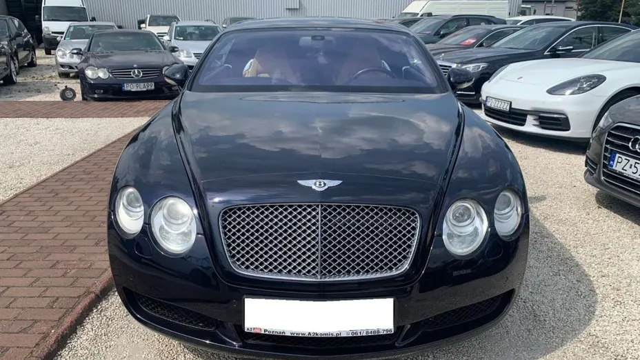 BENTLEY Continental -