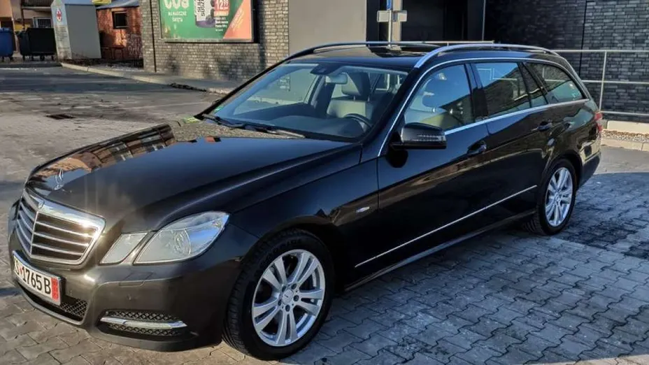 MERCEDES-BENZ E Klasa -