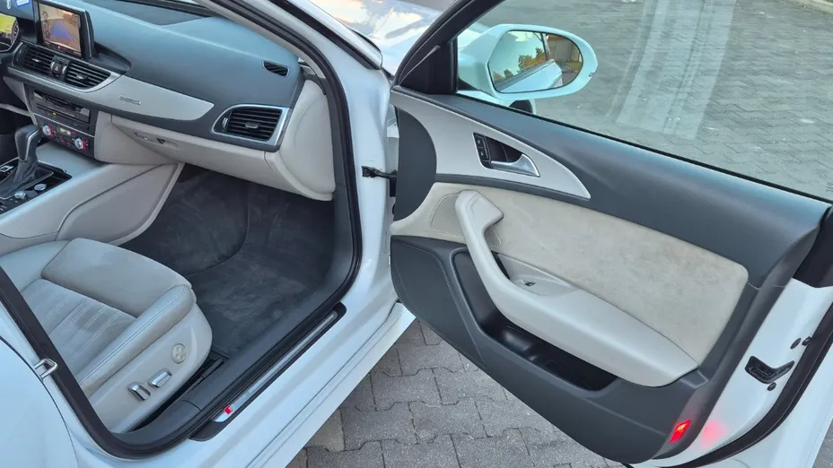 AUDI A6 Avant -