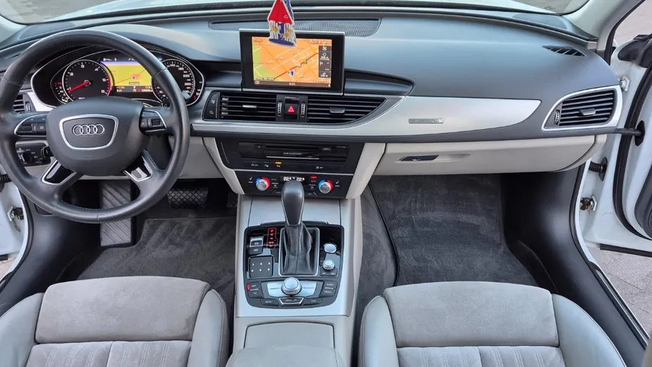 AUDI A6 Avant -
