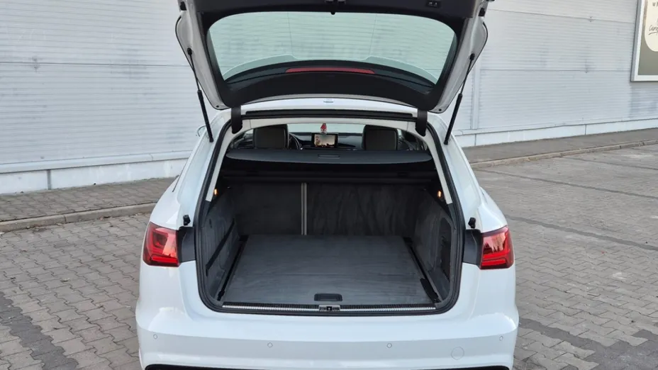 AUDI A6 Avant -