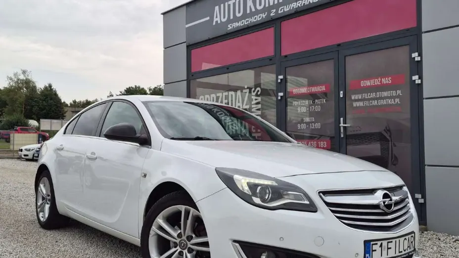 OPEL Insignia -