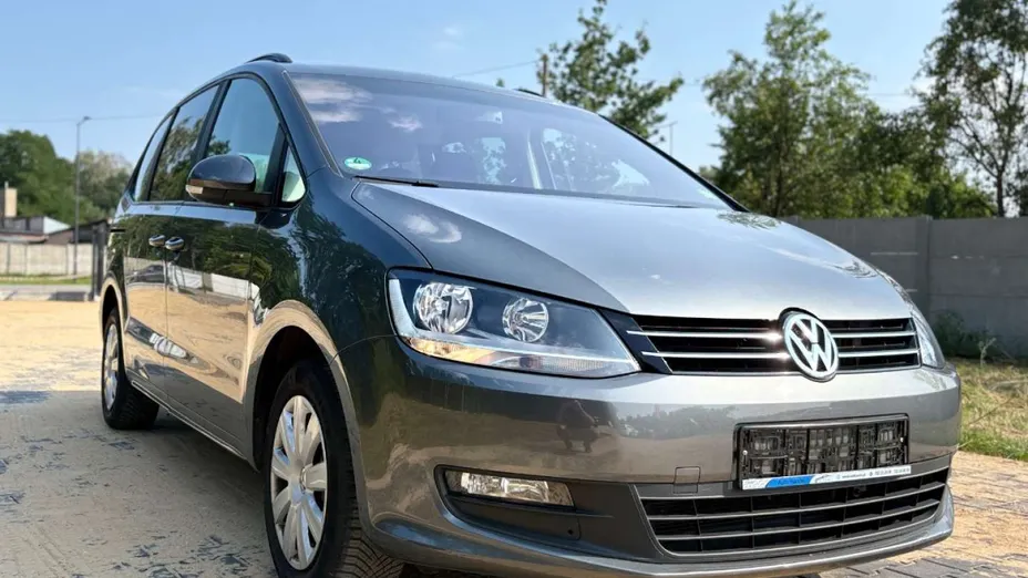 VOLKSWAGEN Sharan -