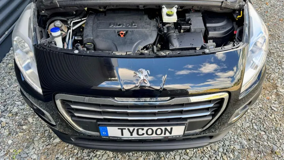 PEUGEOT 3008 -