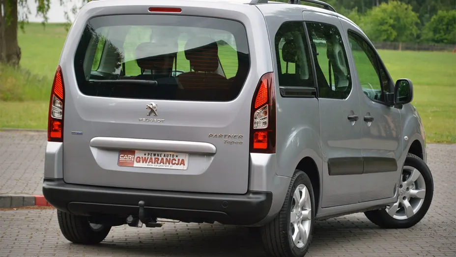 PEUGEOT Partner -