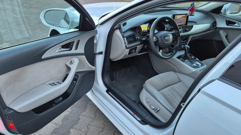 AUDI A6 Avant -