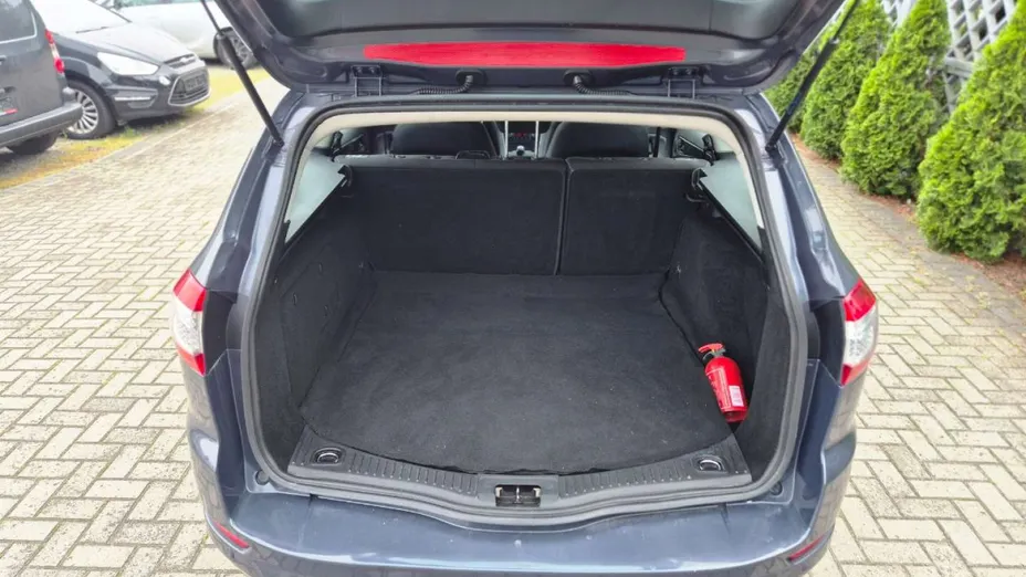 FORD Mondeo -