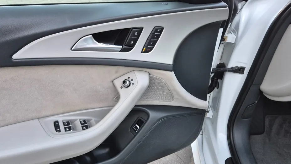 AUDI A6 Avant -