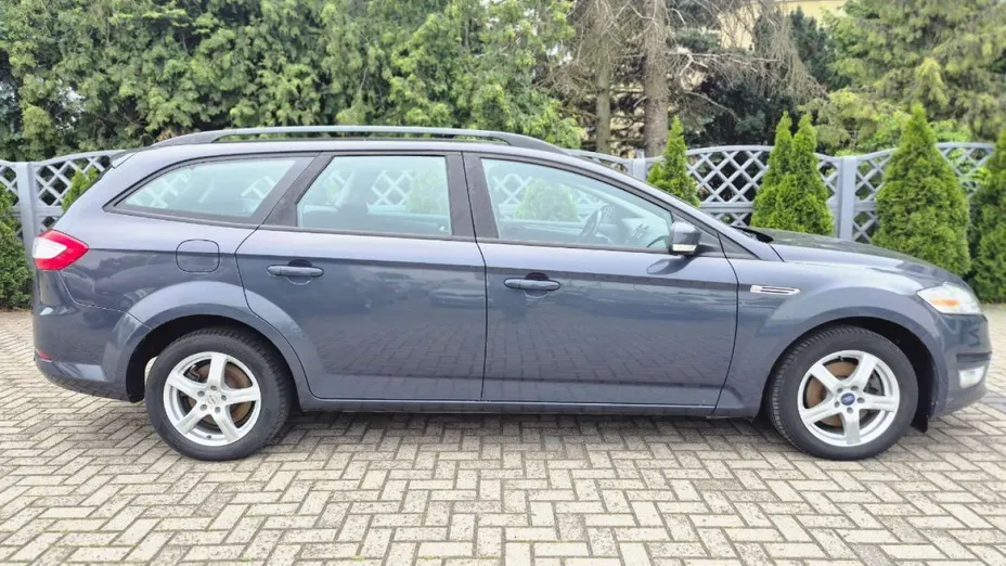 FORD Mondeo -