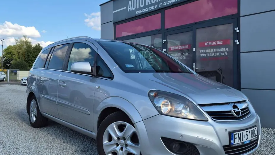 OPEL Zafira -