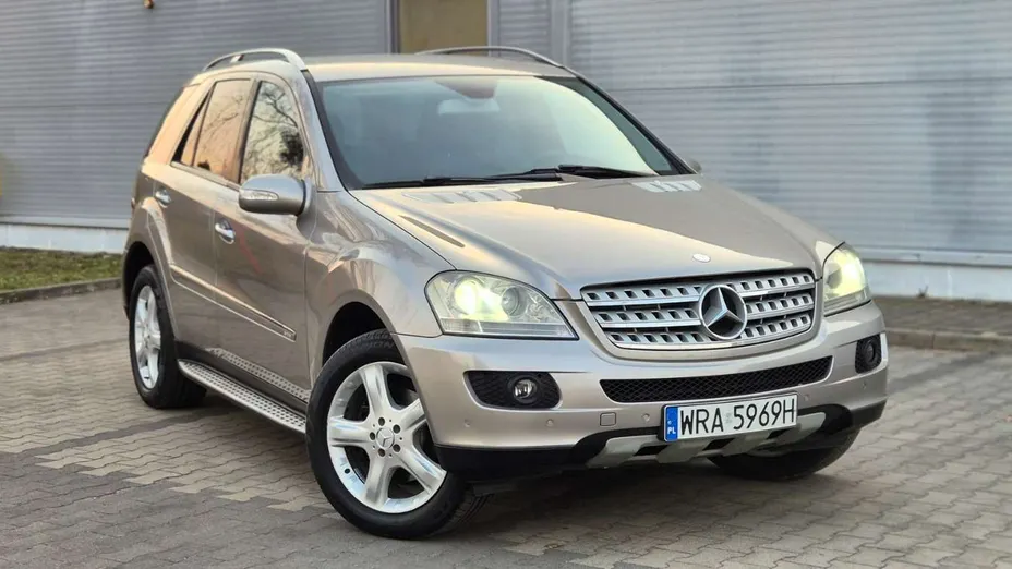 MERCEDES-BENZ ML -
