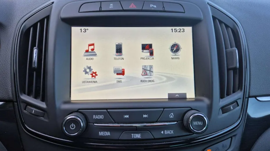 OPEL Insignia -
