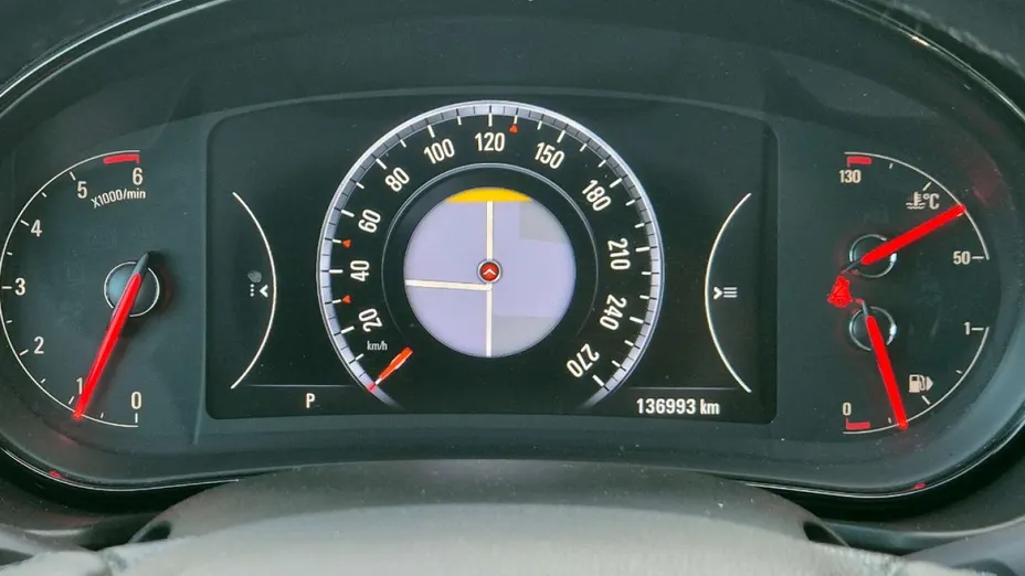 OPEL Insignia -