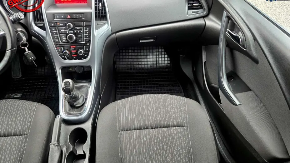 OPEL Astra -