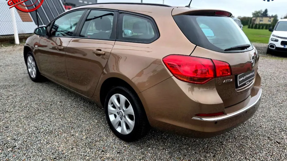 OPEL Astra -