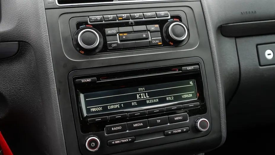 VOLKSWAGEN Touran -