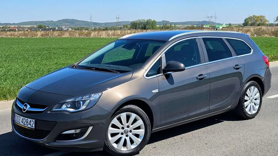 OPEL Astra -