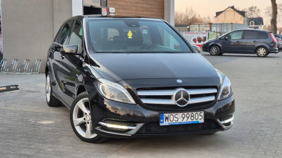 MERCEDES-BENZ B Klasa -