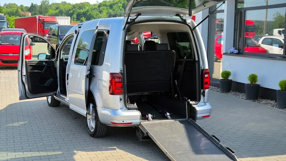 VOLKSWAGEN Caddy -