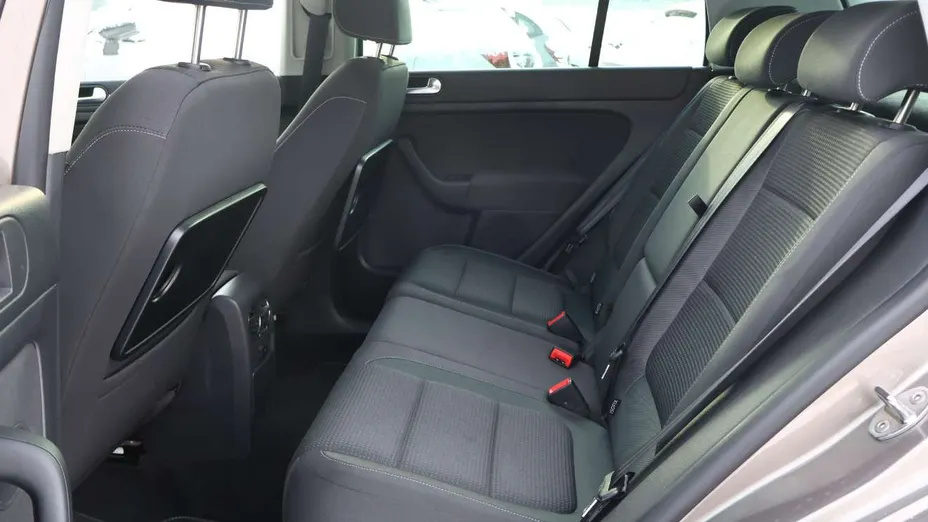 VOLKSWAGEN Golf Plus -