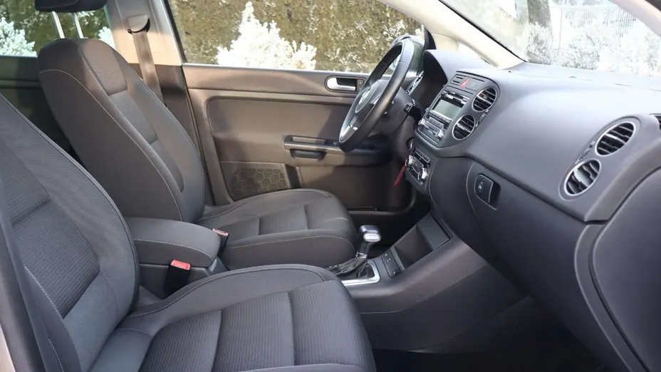 VOLKSWAGEN Golf Plus -