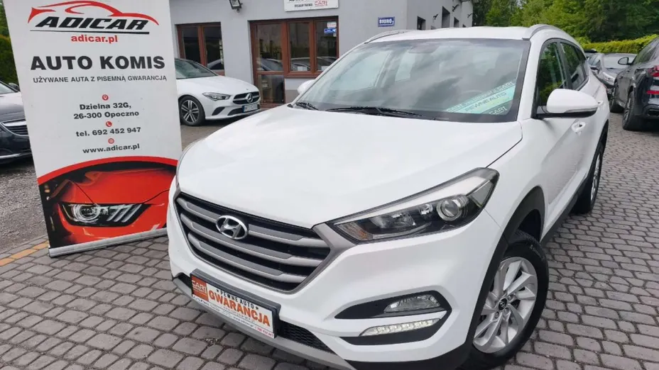 HYUNDAI Tucson -
