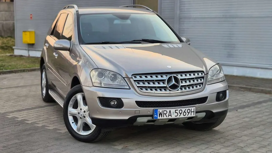 MERCEDES-BENZ ML -