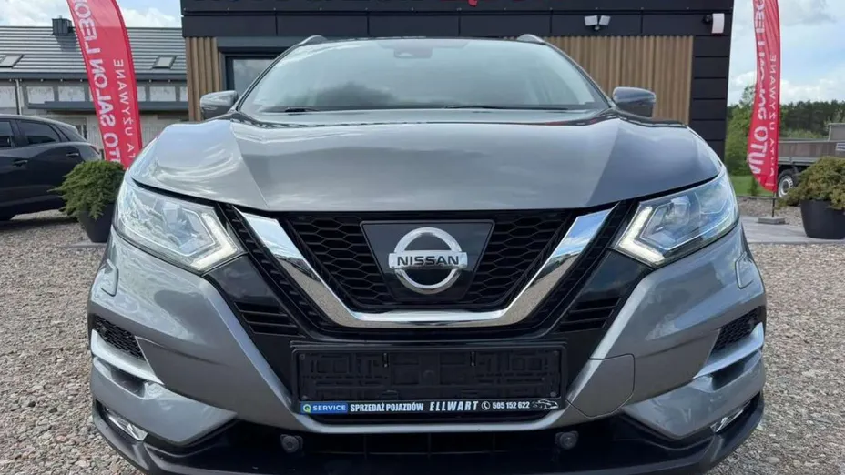 NISSAN Qashqai -
