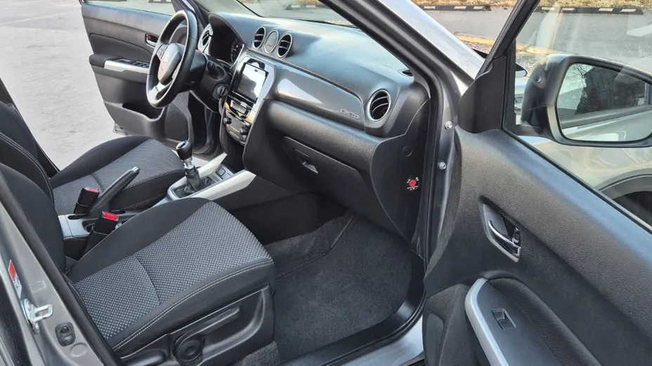 SUZUKI Vitara -