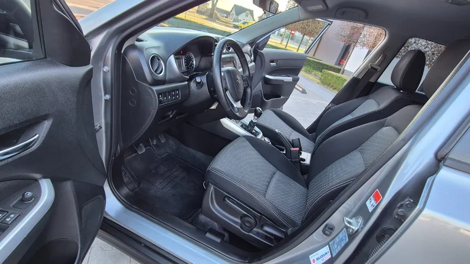 SUZUKI Vitara -