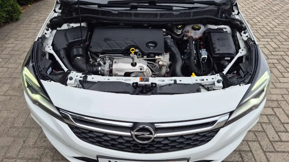 OPEL Astra -