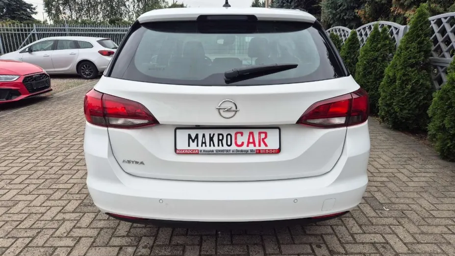 OPEL Astra -