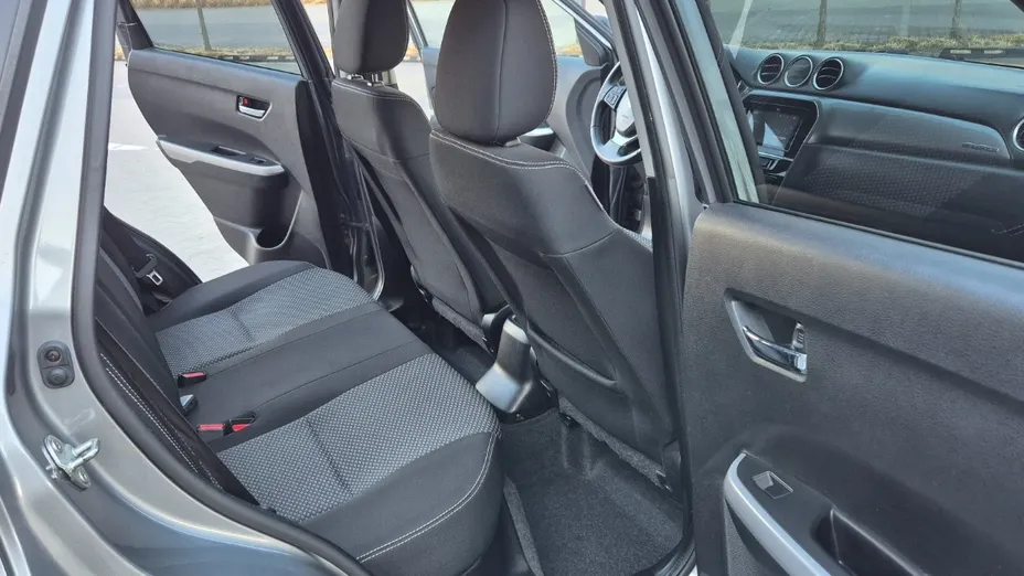 SUZUKI Vitara -
