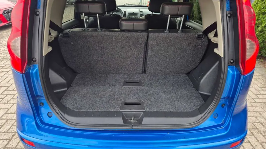 NISSAN Note -