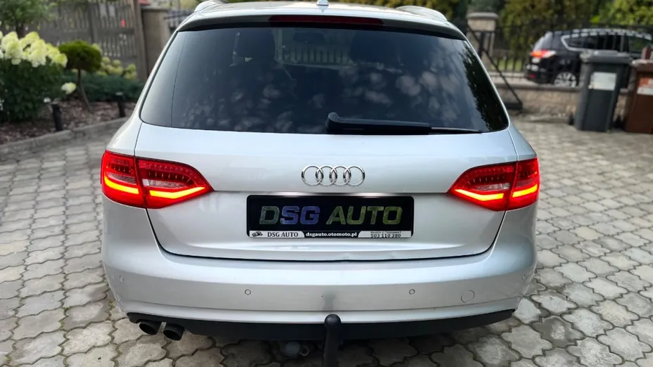AUDI A4 -