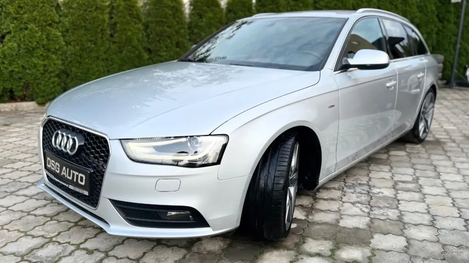 AUDI A4 -