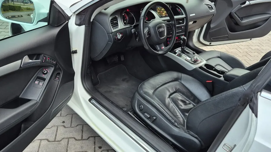 AUDI A5 -