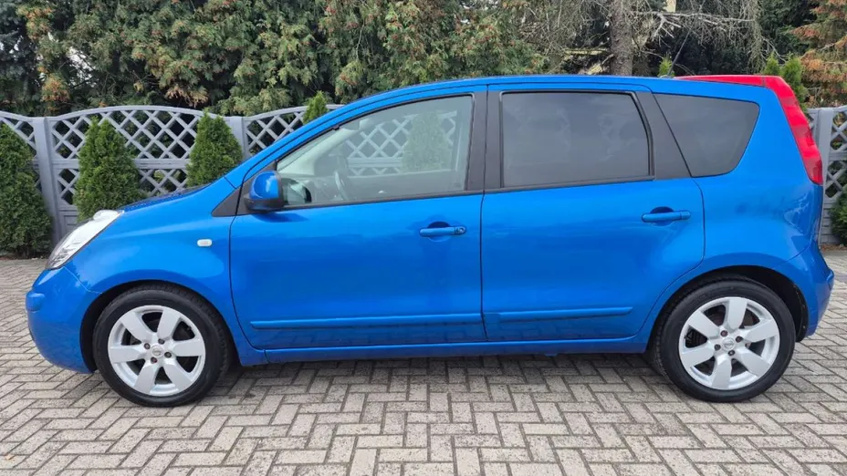 NISSAN Note -