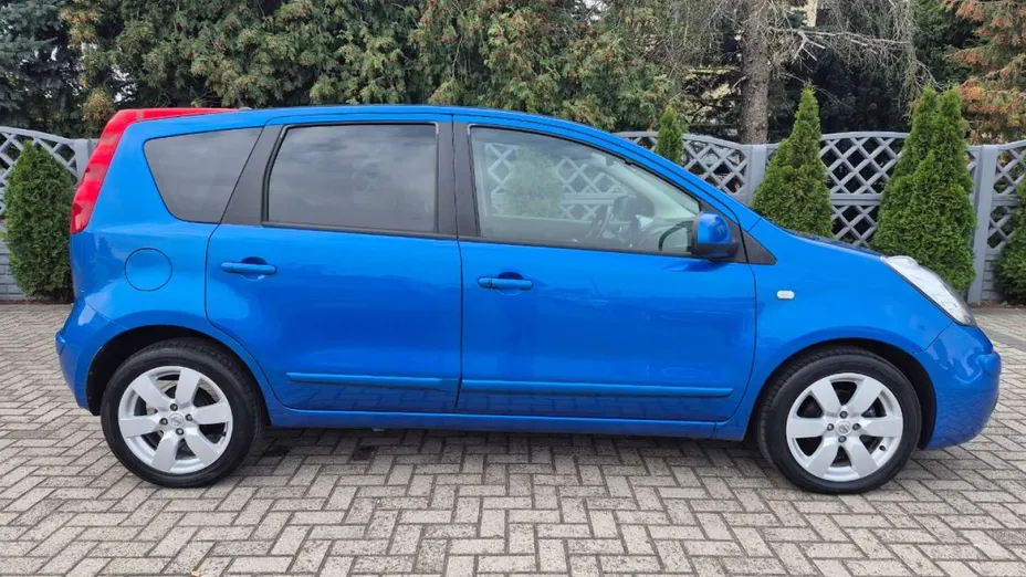 NISSAN Note -
