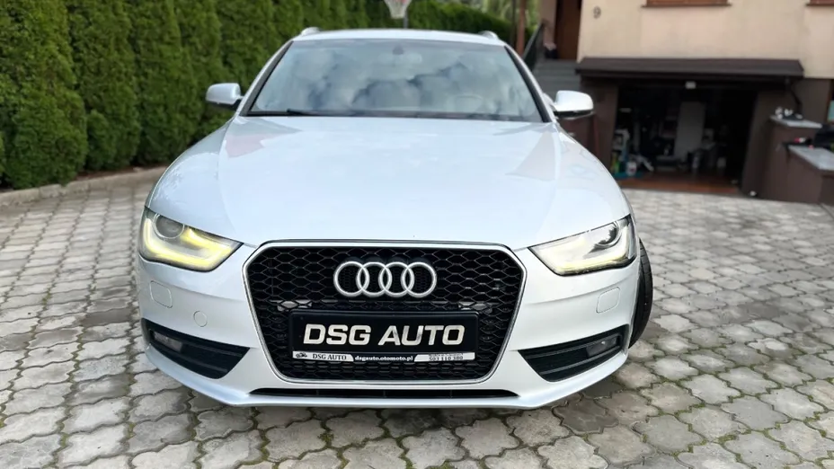 AUDI A4 -