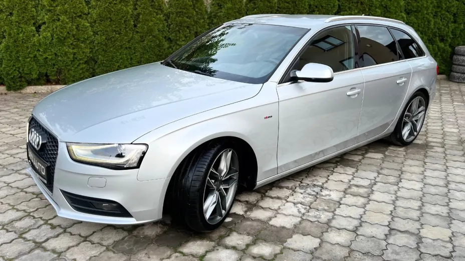 AUDI A4 -