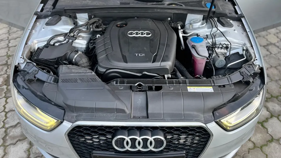 AUDI A4 -