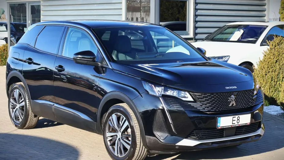 PEUGEOT 3008 -